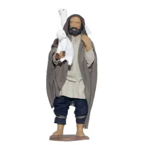 Uomo con due pecore addosso