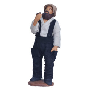 Uomo In Piedi Con Pipa E Mano In Tasca