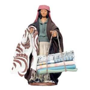 Donna con Stoffe Appese (1)